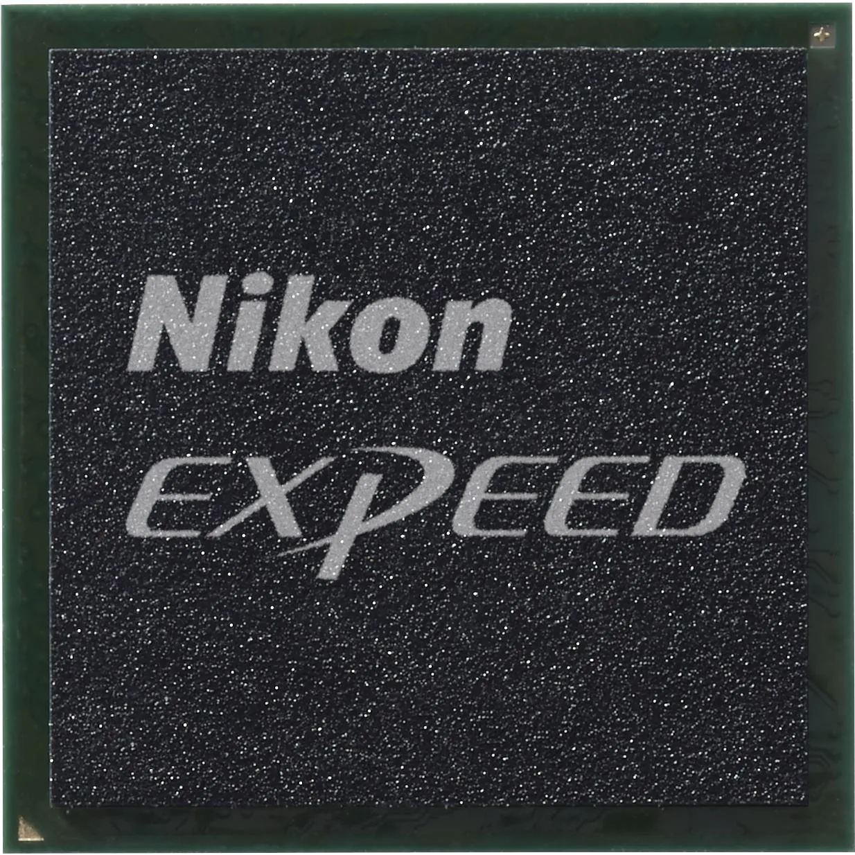 Nikon Z5 Mirrorless Camera [Body Only]